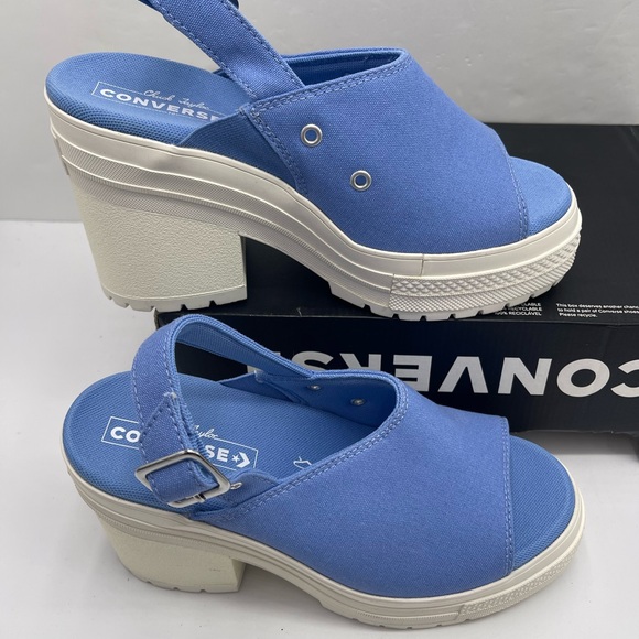 Converse WMNS A13810F
CHUCK 70 DE LUXE HEEL MULE OX OPEN SKY/EGRET Platform Heel - Picture 2 of 16